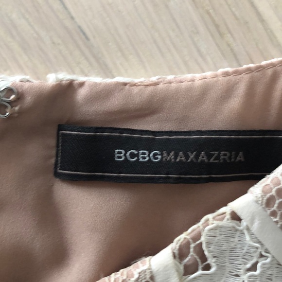 BCBG Lace Tiered Dress - Picture 4 of 8